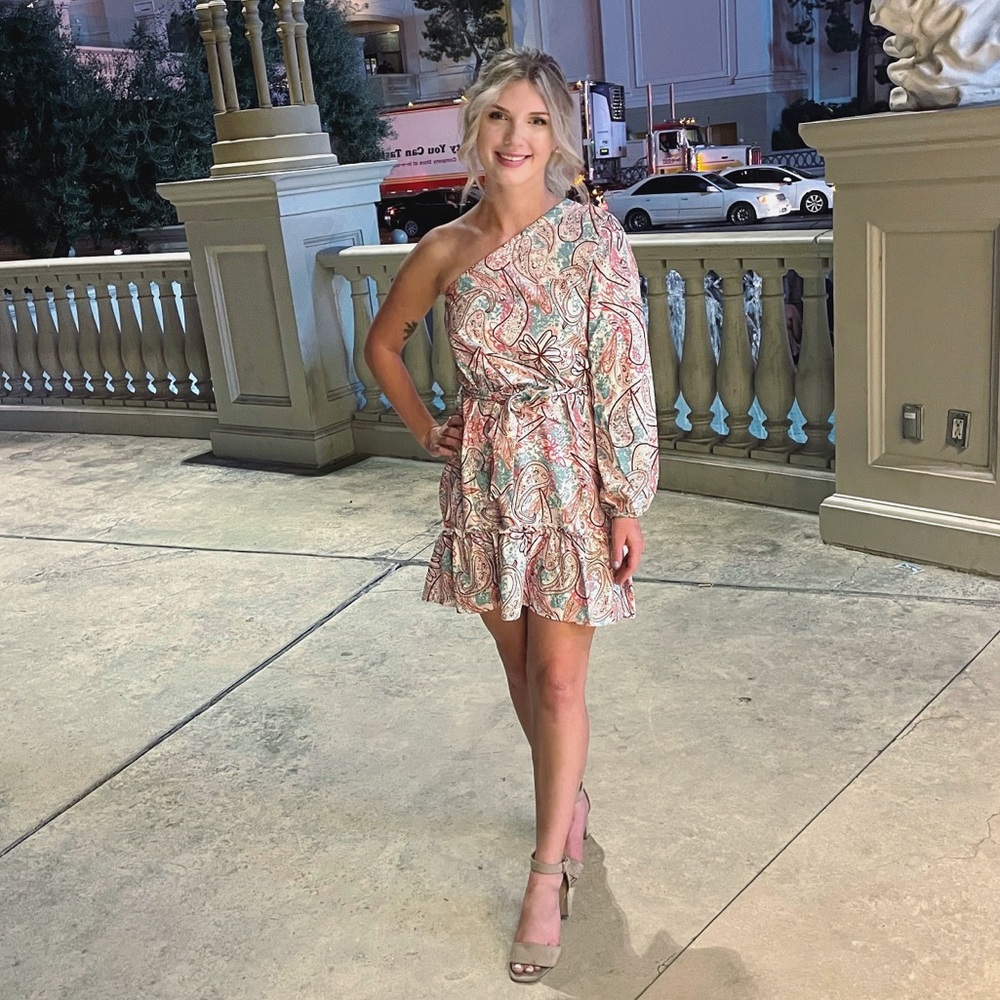 Meet your Posher, Bailey